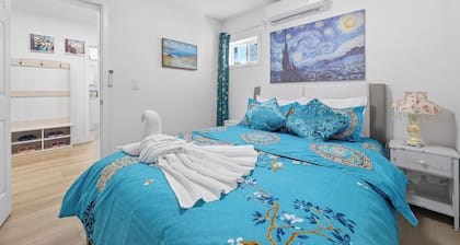 2-bedroom house in peaceful West Covina with AC for relaxing stays