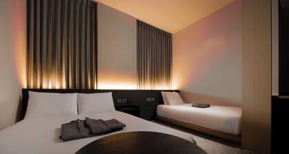 Hotel TOV