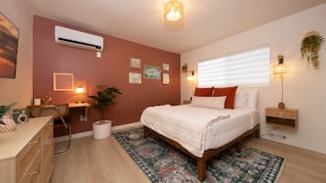 Bügeleisen/Bügelbrett, WLAN, Bettwäsche
