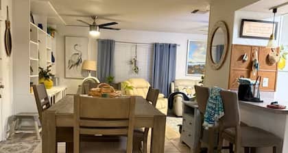 Harris chain Lake House Hideaway