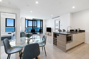 Interior - Beachfront 2b Apartment Meriton (Surfers Paradise)