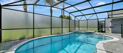 Family House, 5 Bedrooms, Private Pool | Pool