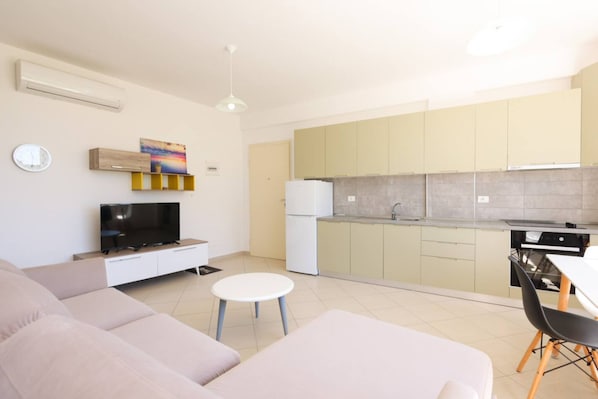 House, Smoking | 1 bedroom - Lura Apartment 02 (Ishëm)