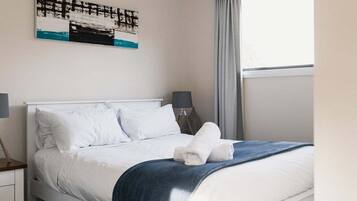 WiFi, bed sheets