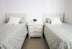 Iron/ironing board, WiFi - Cozy 2-bedroom Pent-house with Pool (Santiago de los Caballeros)
