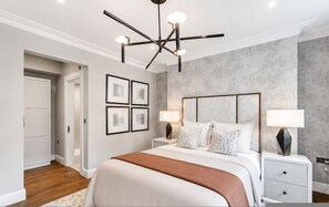 House - Luxury Mayfair 2-bed Central AC Prime Location (London)