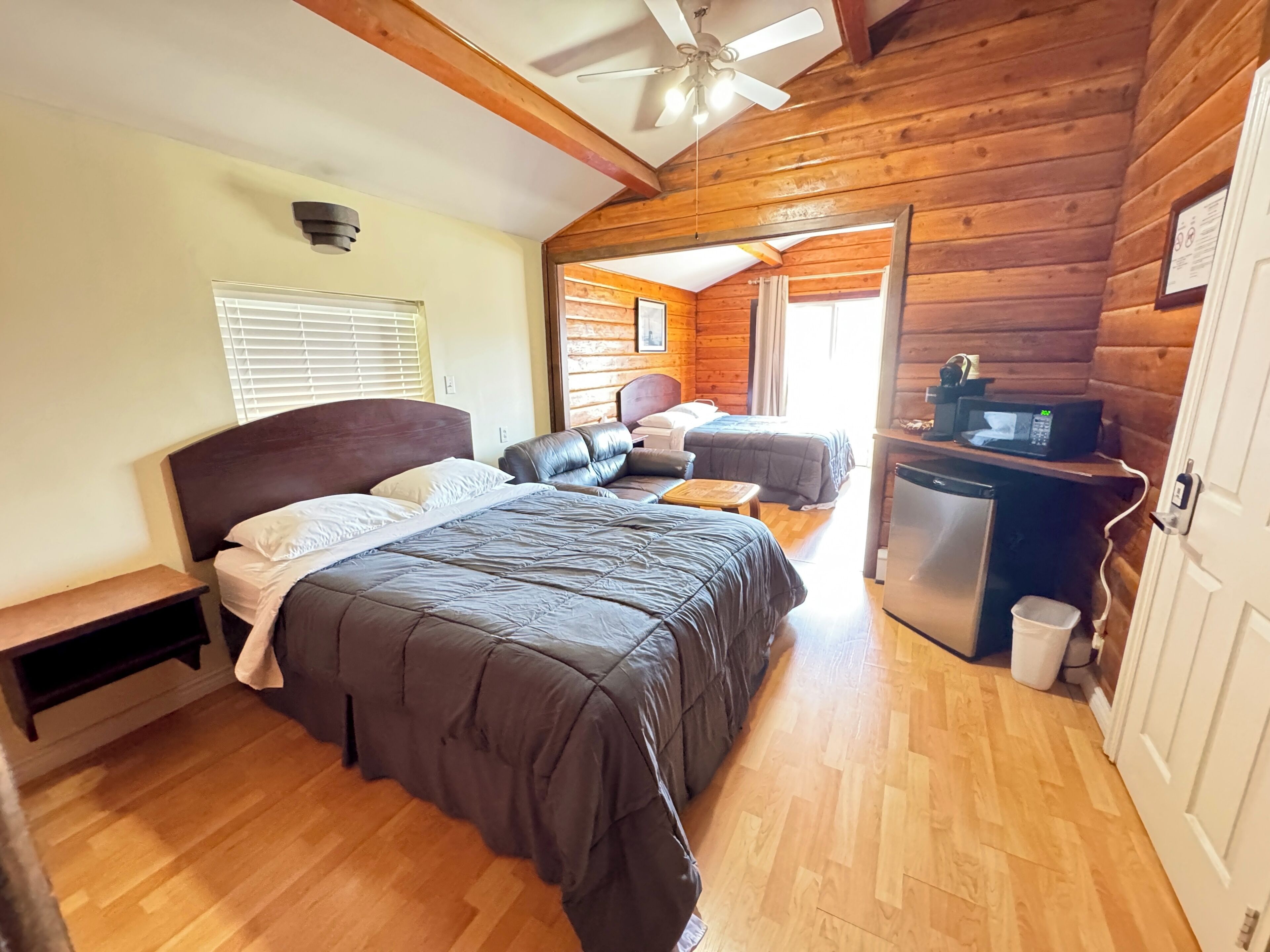 Habitación Deluxe doble, balcón, vistas a la montaña | Escritorio, espacio para trabajar con un portátil, wifi gratis