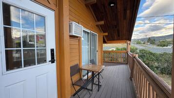 Deluxe Double Room, Balcony, Mountain View | Balcony