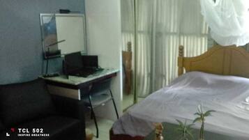 Classic Penthouse | Soundproofing, iron/ironing board, free WiFi