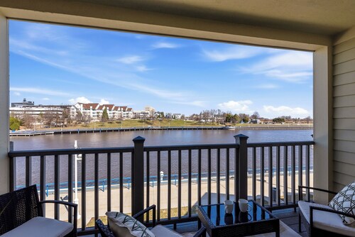 Riverfront Condo Steps to Downtown & Lake Michigan