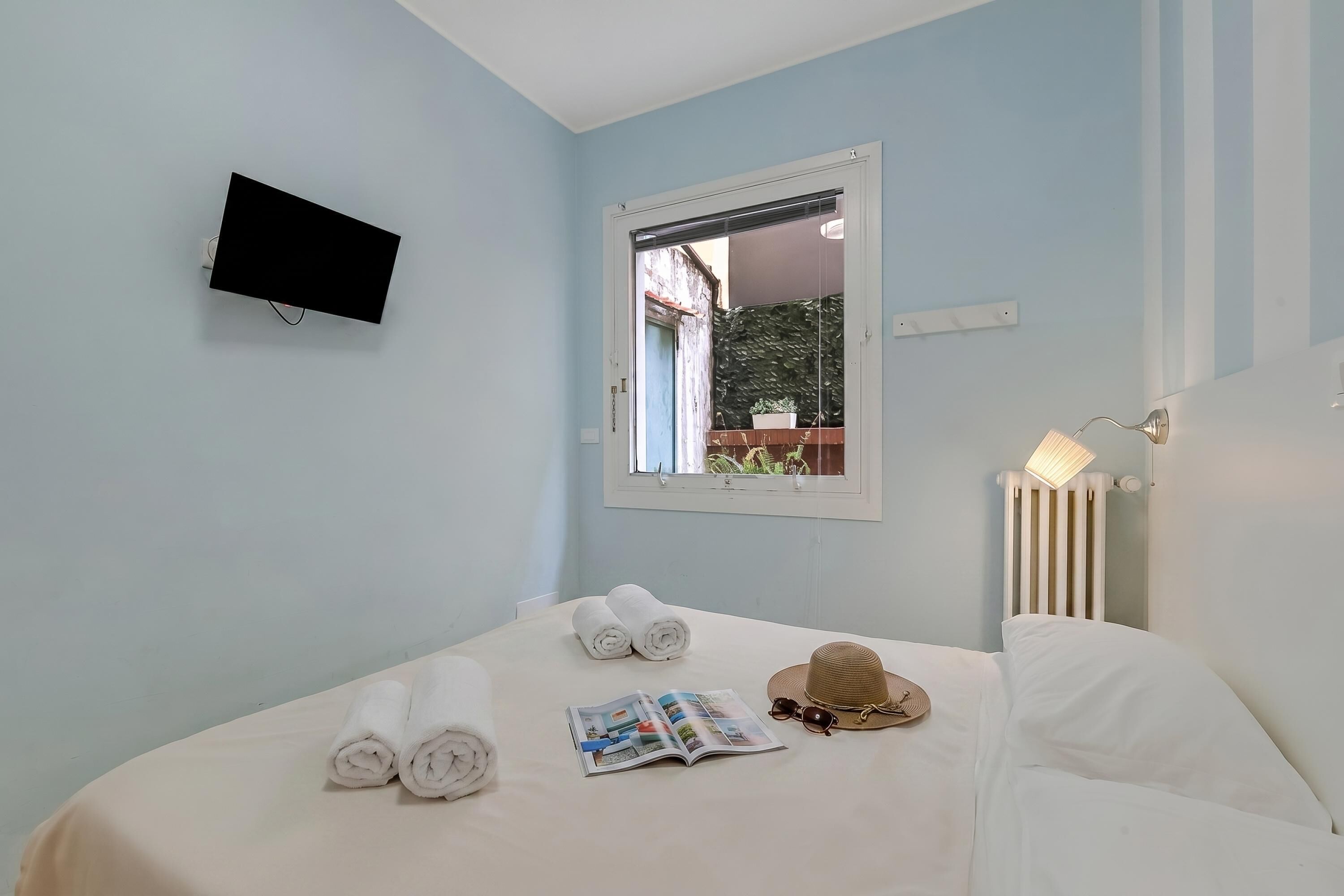 Wi-Fi gratuit, draps fournis