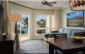 Living area - Westin Ka'anapali Ocean Resort Villas in Maui: 1 Bedroom Luxury Villa Ocean View (Lahaina)