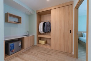 Deluxe Room, City View | Interior - Snooze Hotel Amata (Chonburi)