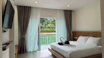 Chambre Deluxe, balcon, vue montagne | Rideaux occultants, Wi-Fi gratuit