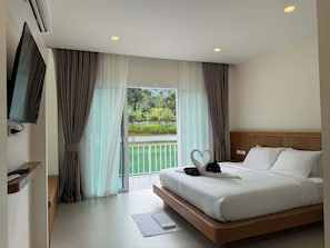 Chambre Deluxe, balcon, vue sur la montagne | Rideaux d’obscurcissement, accès au Wi-Fi (inclus)