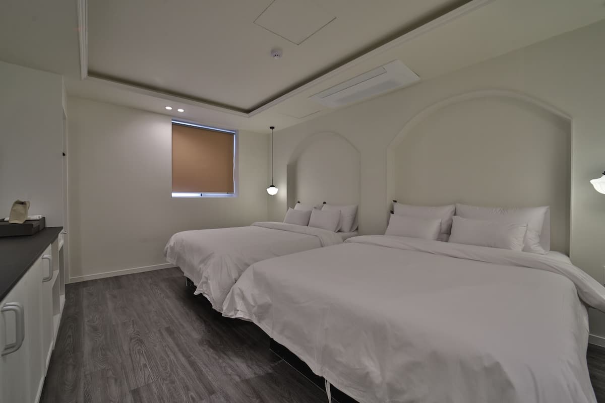 Deluxe Twin Morocco - Jacuzzi | Sistema de insonorización, wifi gratis, ropa de cama