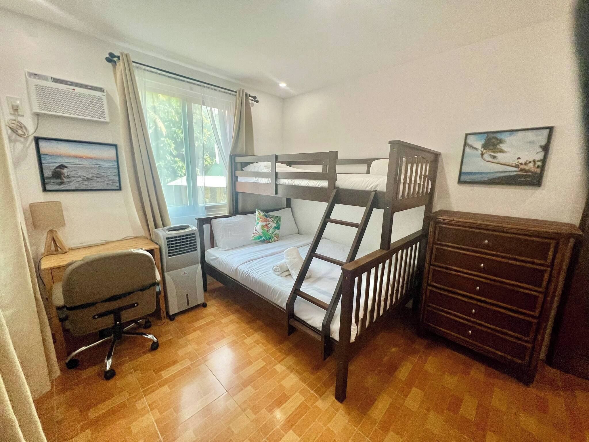 Rumah, 3 kamar tidur | 4 kamar tidur
