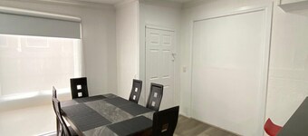 Private 6 People home at Werribee