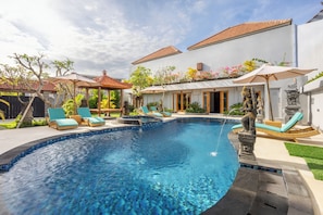 Piscina externa
