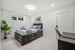Desk, iron/ironing board, travel crib, WiFi