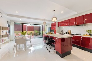 Private kitchen - Family Friendly Garden Home (Bophut)