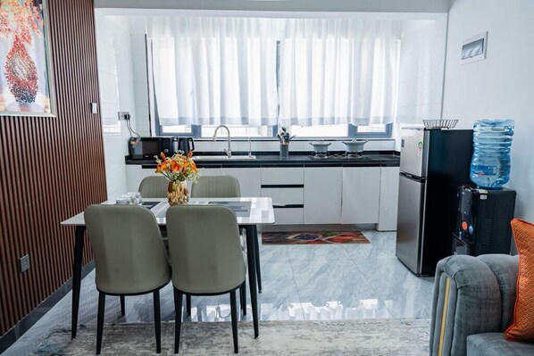 Fridge, microwave, stovetop, electric kettle