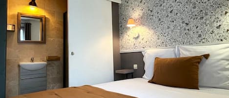 Superior Double Room, City View | Iron/ironing board, free WiFi