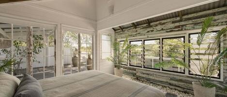 4 bedrooms