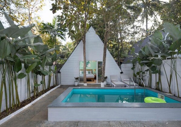 Una piscina techada