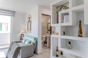 Bathroom - Bright & Comfortable Condo in Heart of Versalles! 2BD Condo for rent in Versalle (Puerto Vallarta)