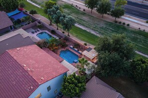 Pool - Spacious 5BR Gilbert Home w Pool for Getaway for Family (Gilbert)