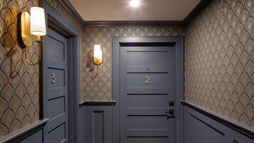 Luxe suite, uitzicht op meer | Interieur