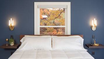 Luxury Suite, Sea View | Laptop workspace, free WiFi
