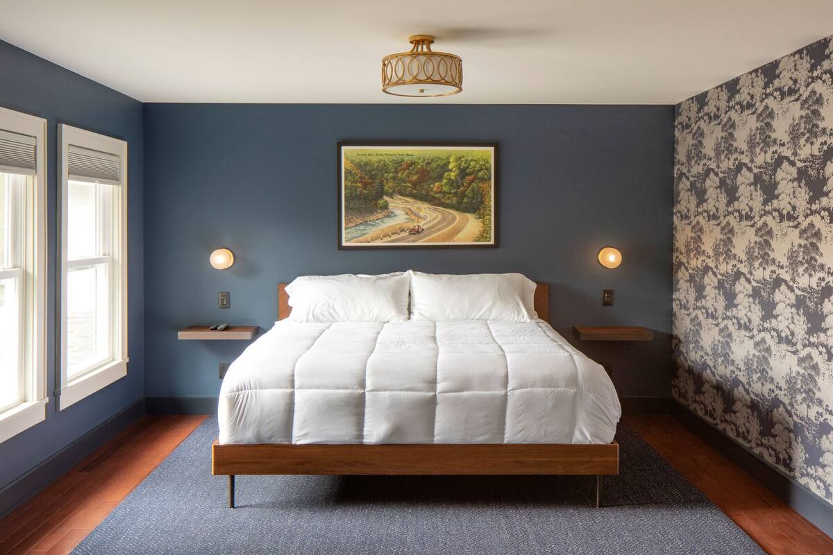 Luxury Suite, Lake View