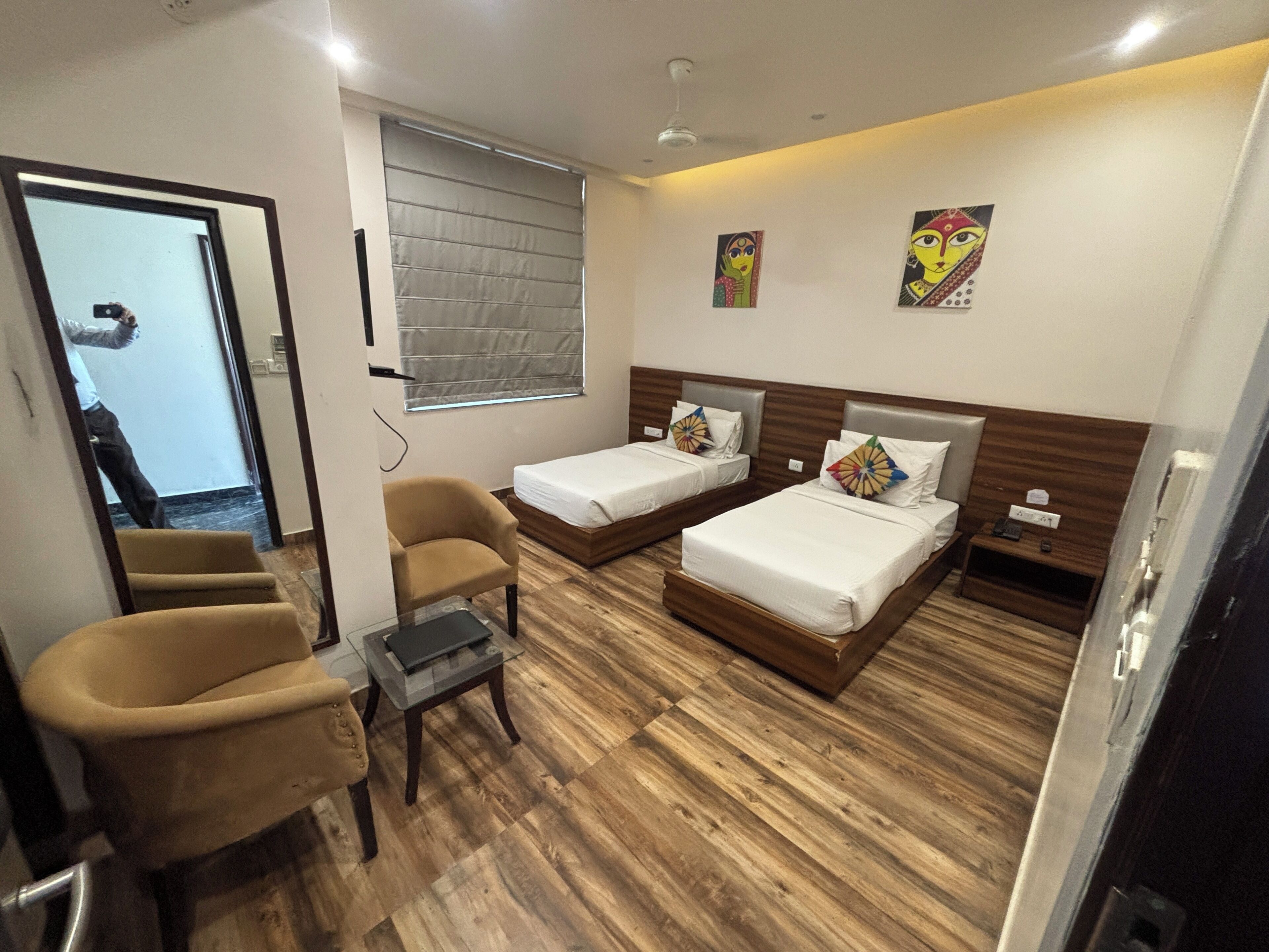 Kamar Double atau Twin Deluks | Meja kerja dan Wi-Fi gratis