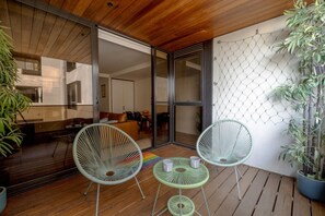 Terrace/patio - Spacious Contemporary Home Minutes to Smith St (Fitzroy)