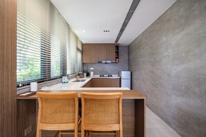 Family Villa, Mountain View | Private kitchen