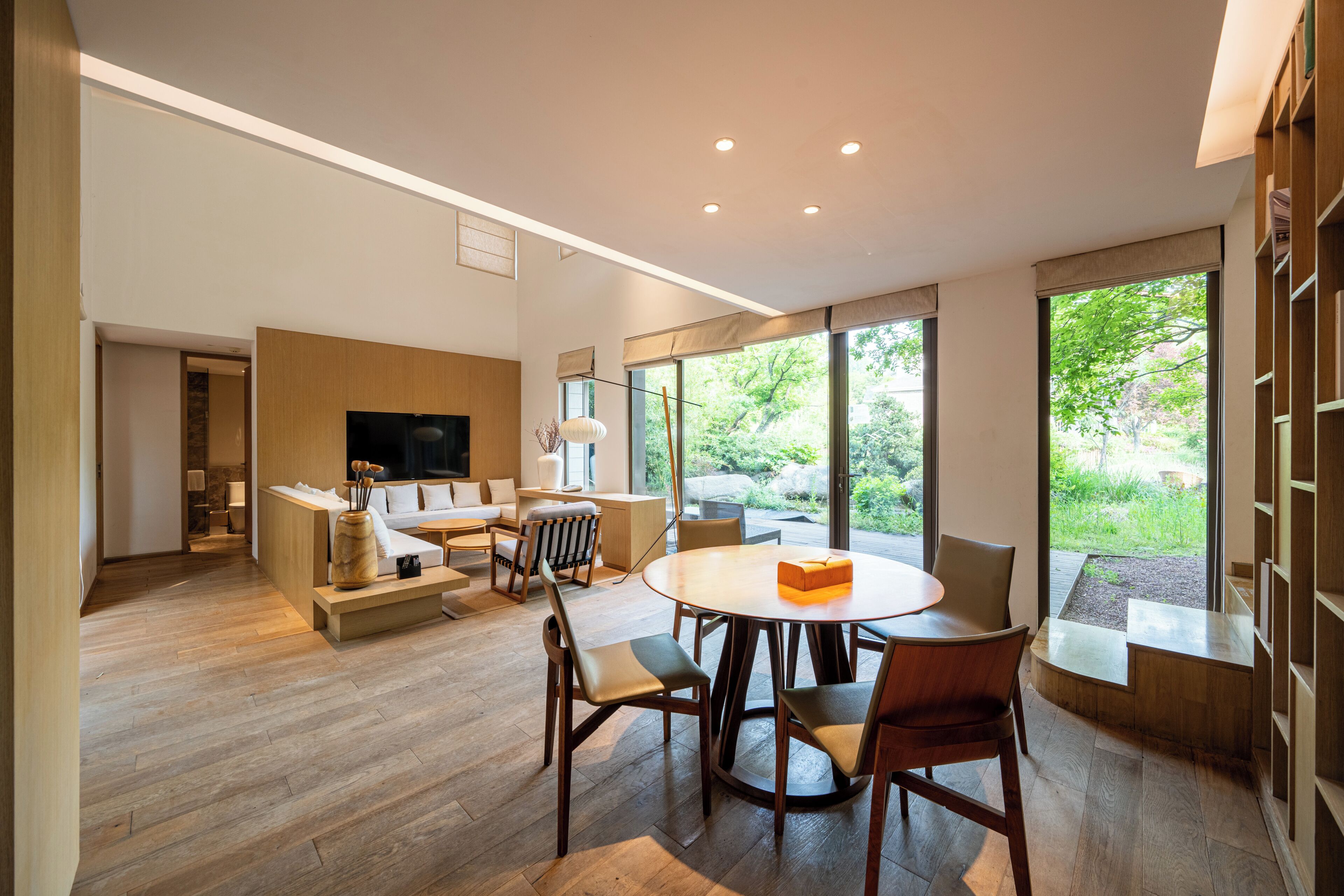 Superior Loft | Interior