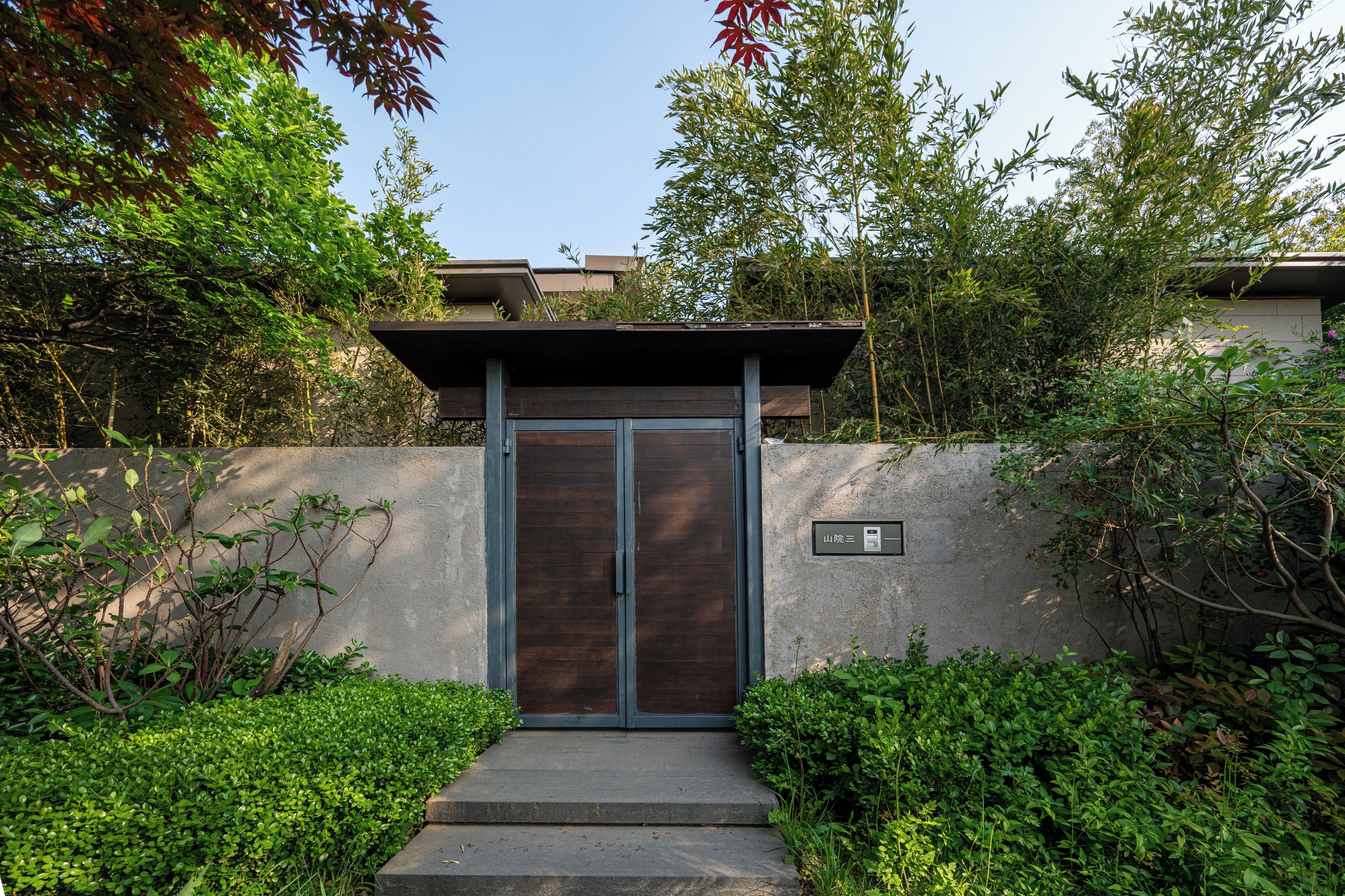 Superior Loft | Exterior