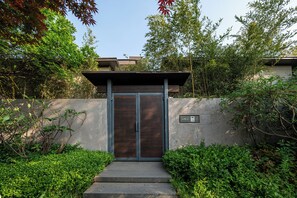 Superior Loft | Exterior