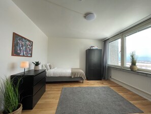 Free WiFi, bed sheets - Top Tower (Västmanlands län)