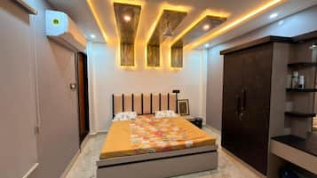 Quarto luxo | Camas extras/dobráveis (sobretaxa), Wi-Fi de cortesia, roupa de cama