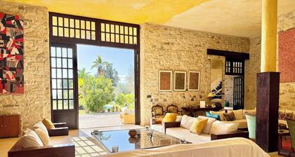 Artist's House Villa in Utique