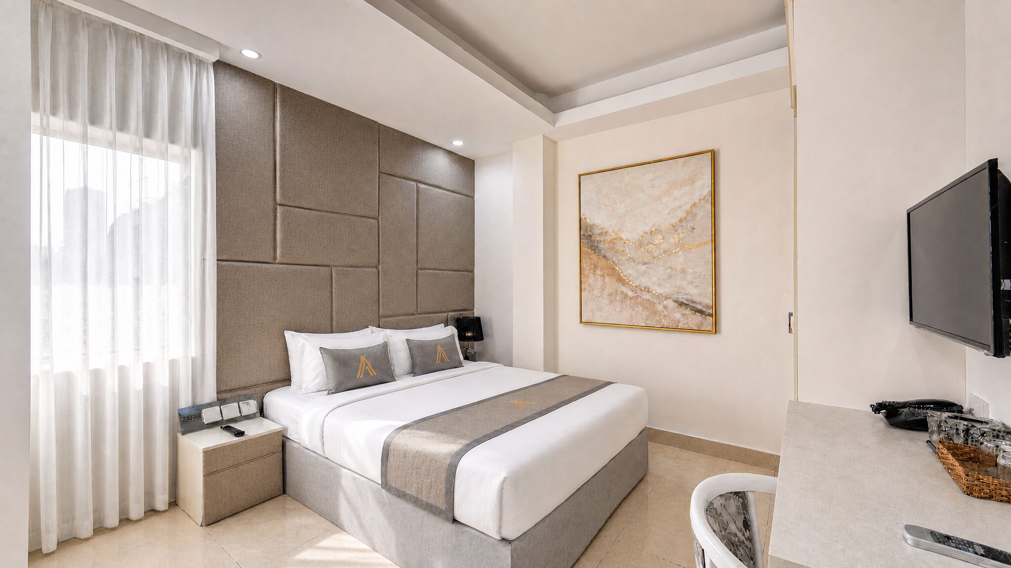 Superior Double Room | Minibar, individually decorated, desk, laptop workspace