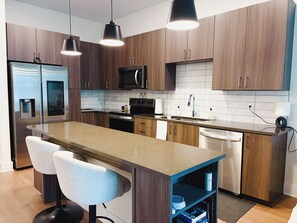 Private kitchen - New Modern Luxury 1BR! (Brookhaven)