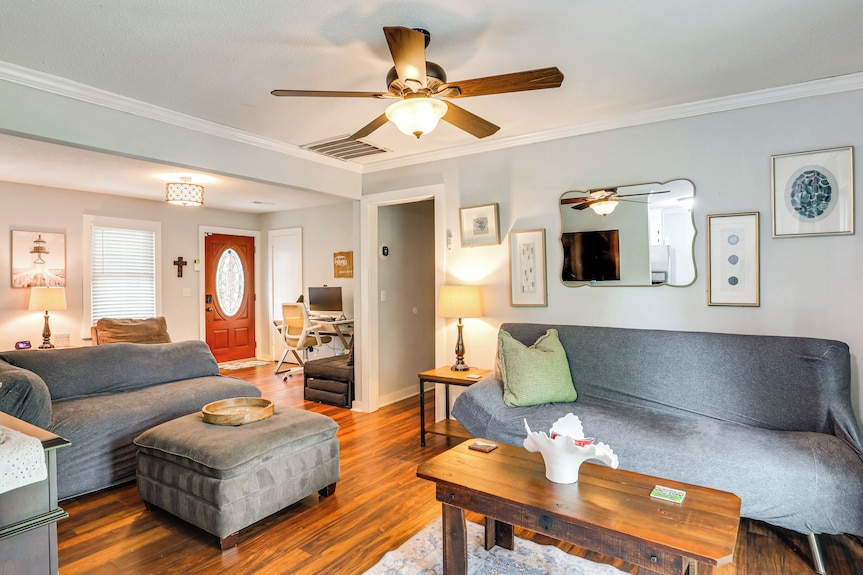 Large Yard & Fire Pit! Pet-friendly Home In Ladson - Summerville, SC