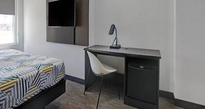 1 King Bed|Nsmk|Kitchen,Shower