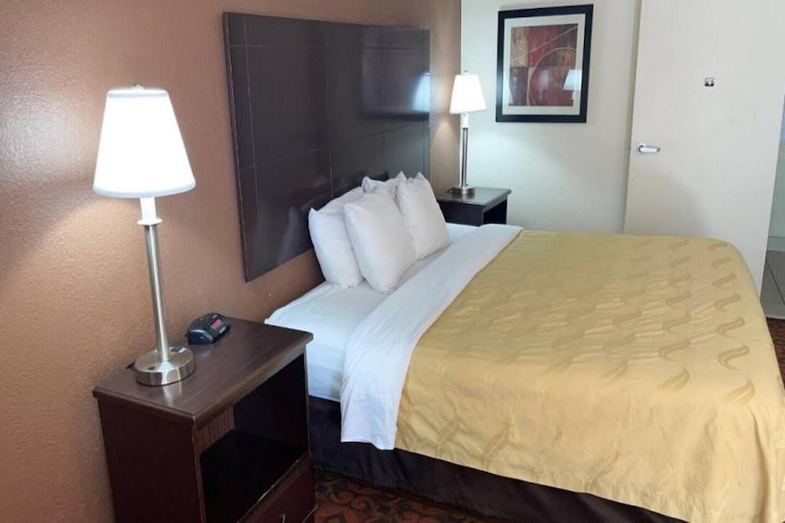 1 Cama King Size | No Fumadores, Microondas - Oklahoma