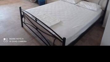 StrykjÀrn/strykbrÀda, wi-fi och sÀngklÀder