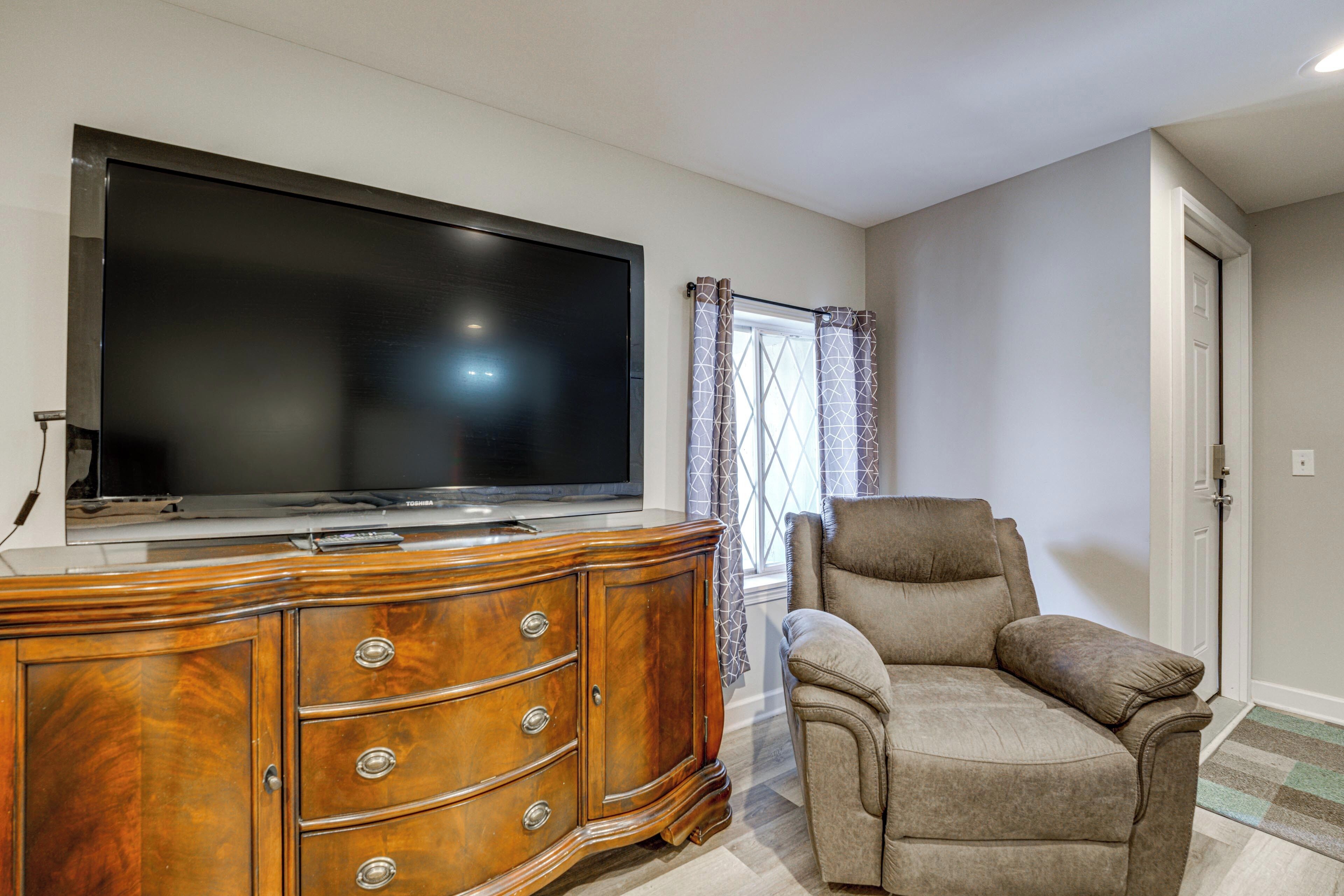 2 Mi To Downtown Port Huron! Couple's Getaway - Port Huron, MI